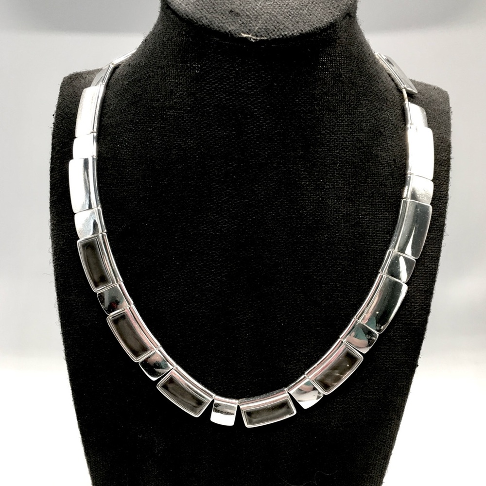 VTG Monet Signed Silver Tone Bar Adjustable 18” Necklace. Silver Colored